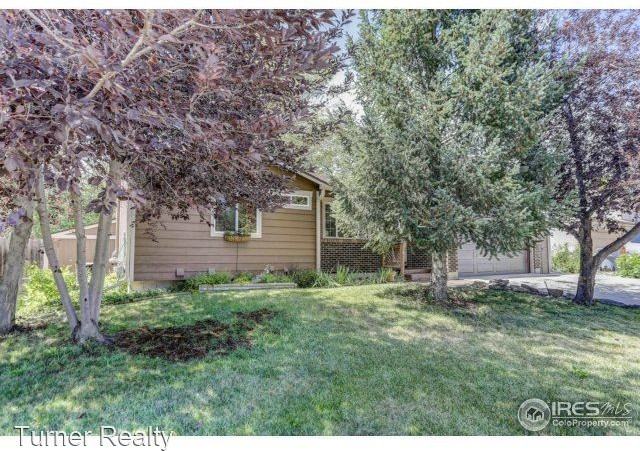 2307 Spencer St - Photo 3 of 32