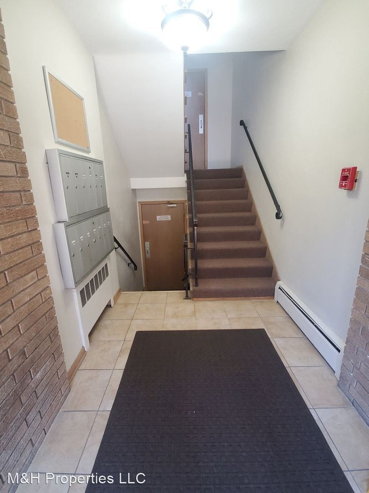 138 Arundel Street 140 Arundel Street - Photo 2 of 20