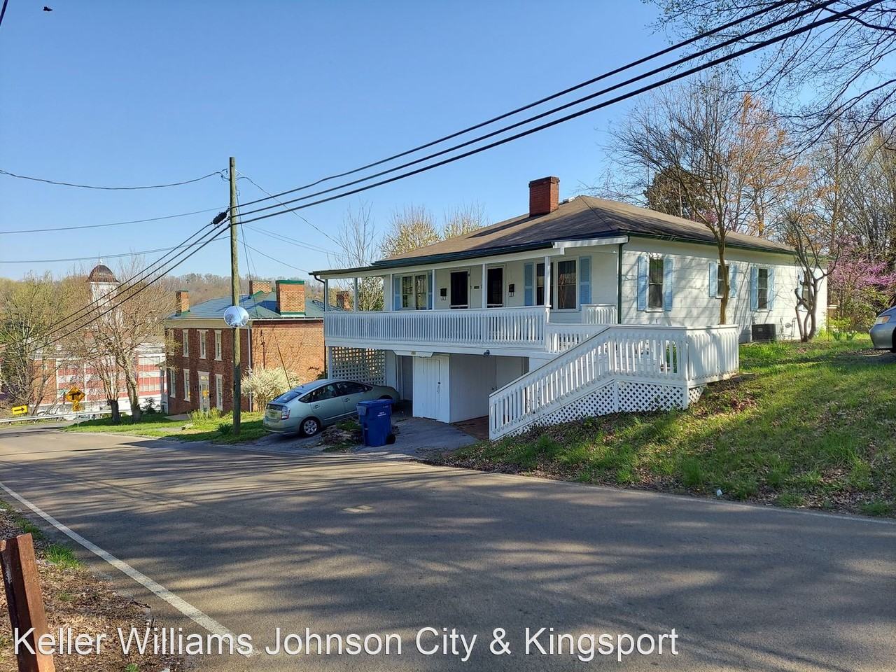 203 South Cherokee Drive - Photo 2 of 22