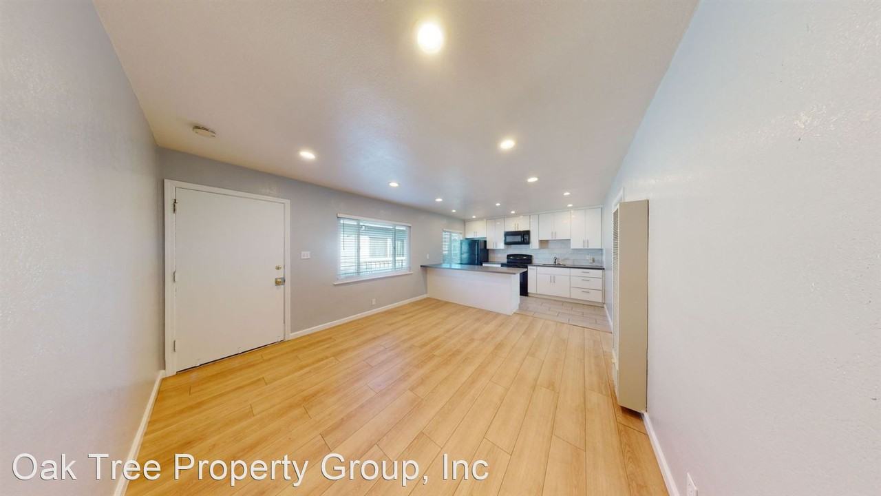820 - 824 15th Street - Photo 2 of 9