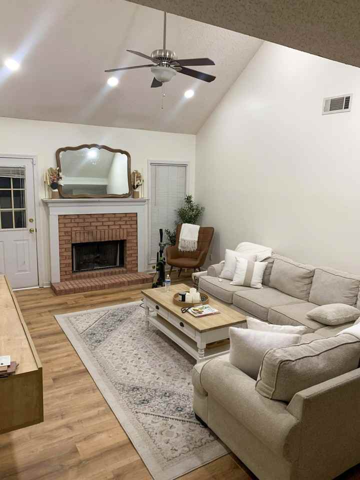 Poplar Ridge Dr - Photo 2 of 9