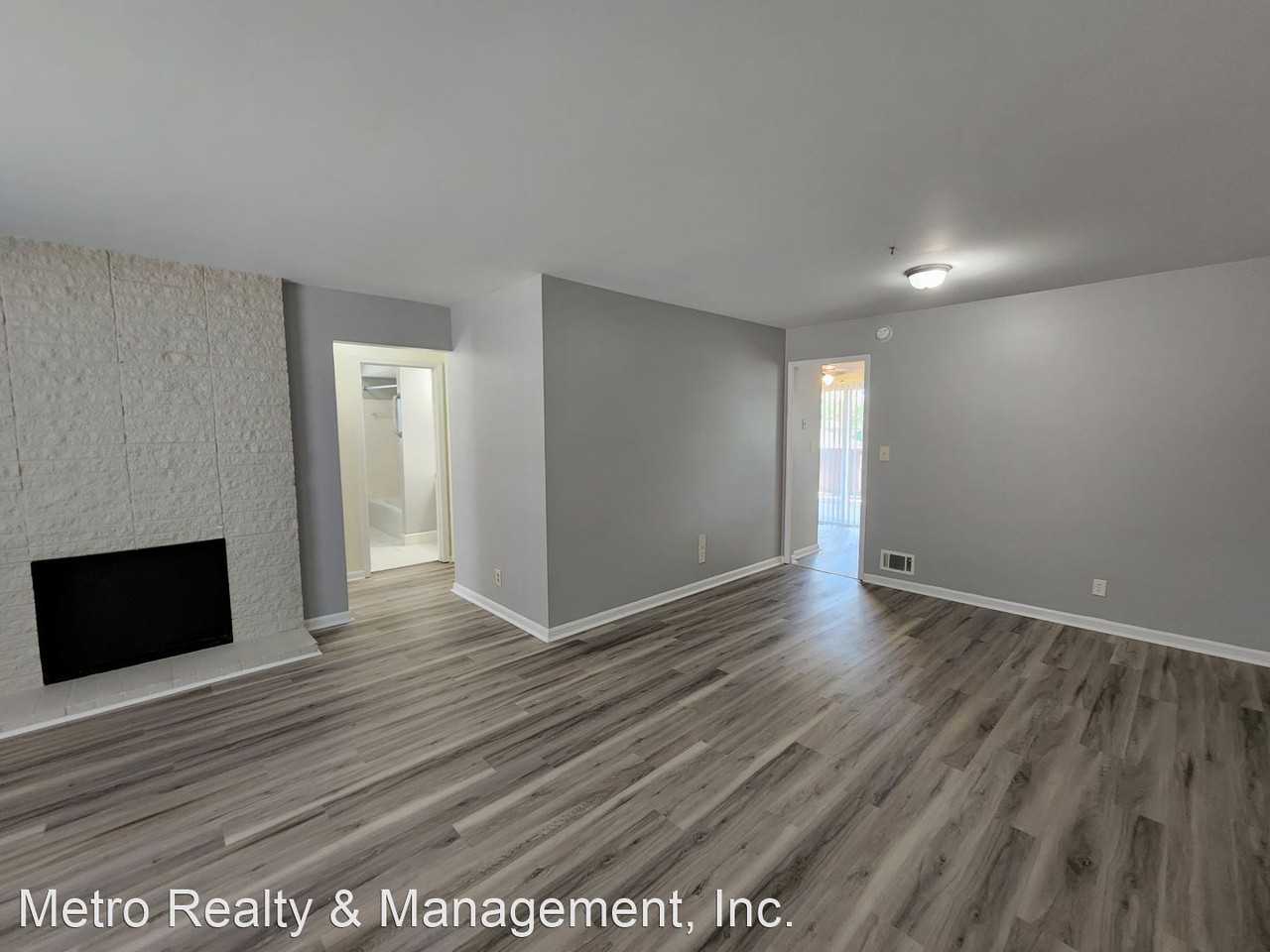 1938 Goldsmith Ln - Photo 3 of 49