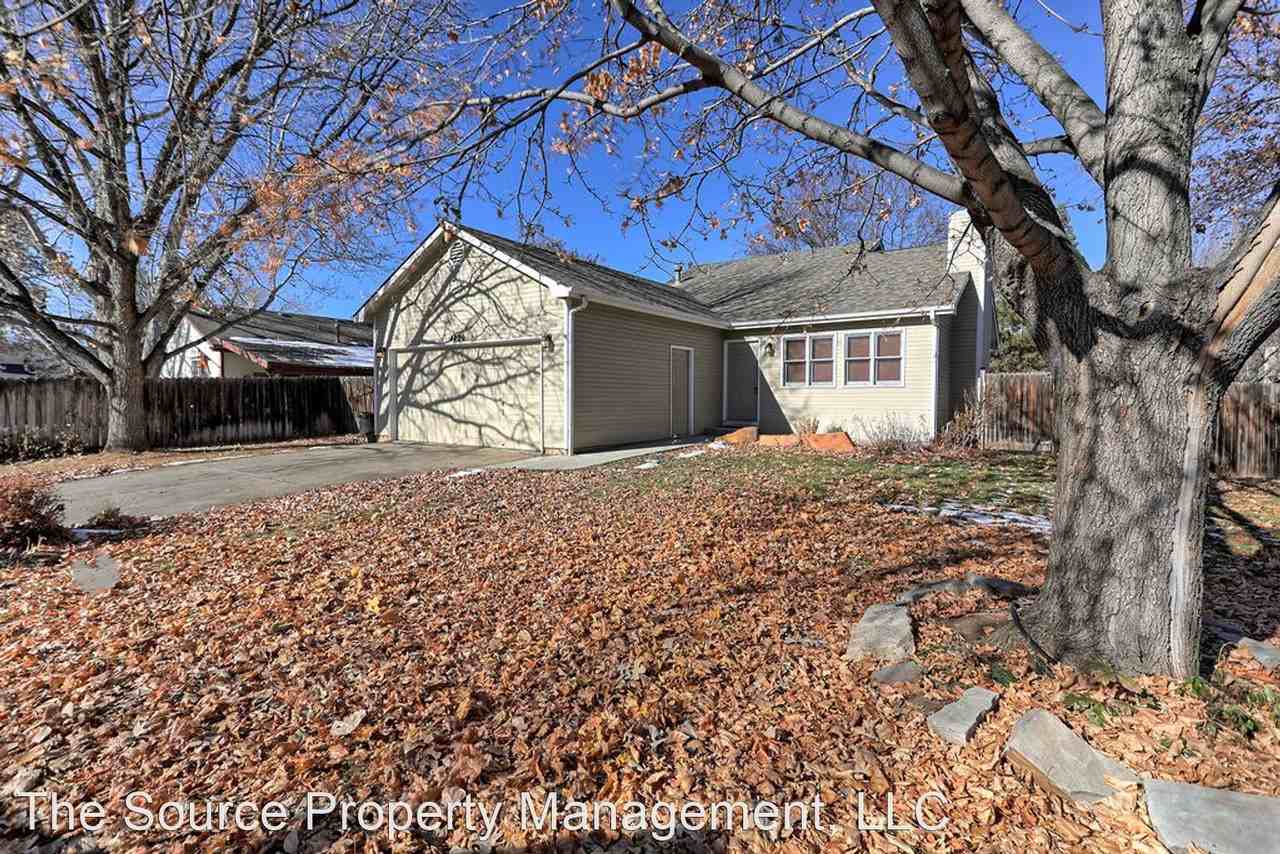 1720 Dora St - Photo 3 of 28