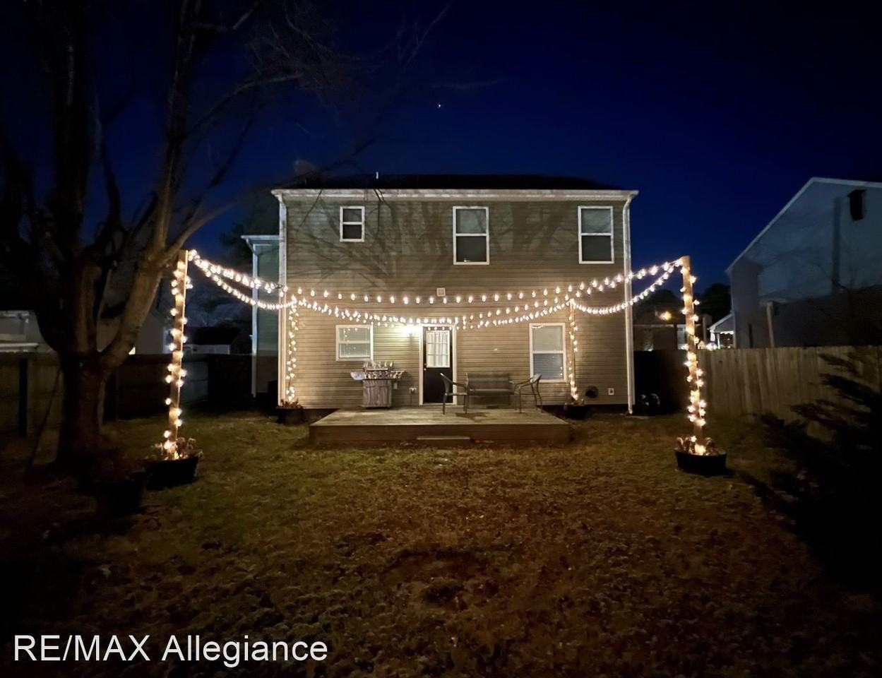 2320 Aspin St - Photo 2 of 24