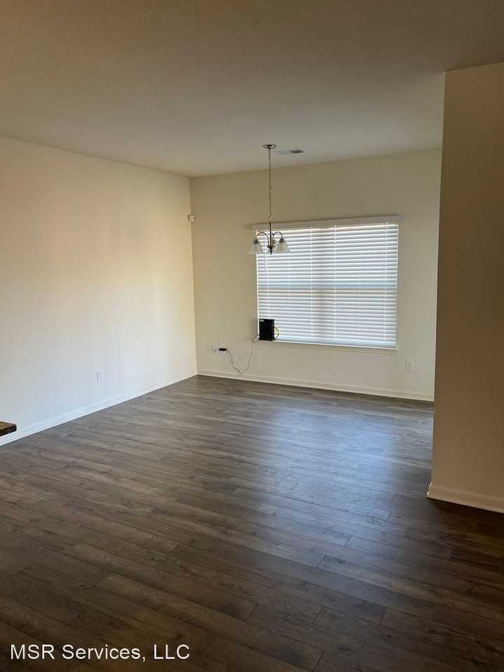 5112 Shellback Dr - Photo 3 of 22