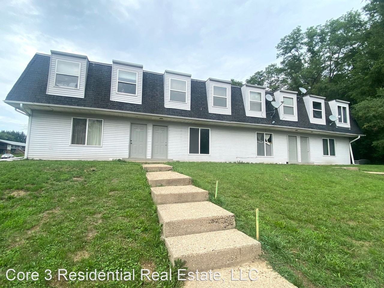 22212227 StoneyBrook Road Apartments 2221 Stoneybrook Rd, Pekin, IL