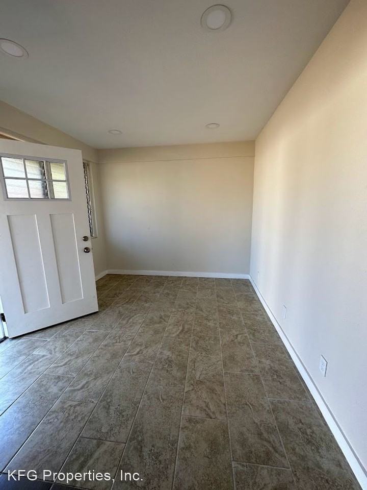 84-1040 Hana St - Photo 3 of 12