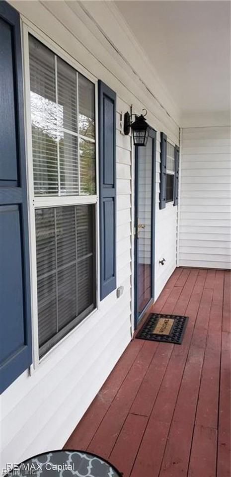 101 Saddle Dr - Photo 3 of 10