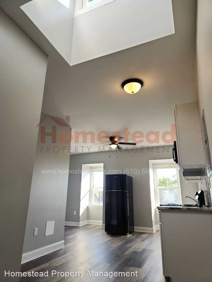 5 E Elm St - Photo 2 of 15