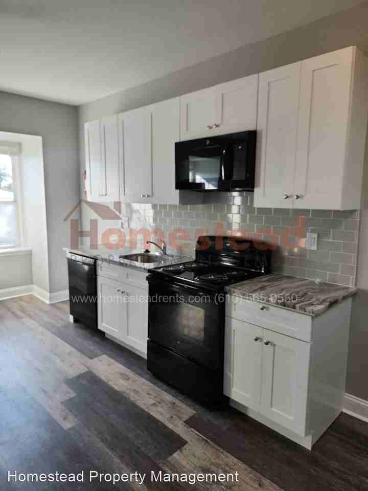 5 E Elm St - Photo 3 of 15