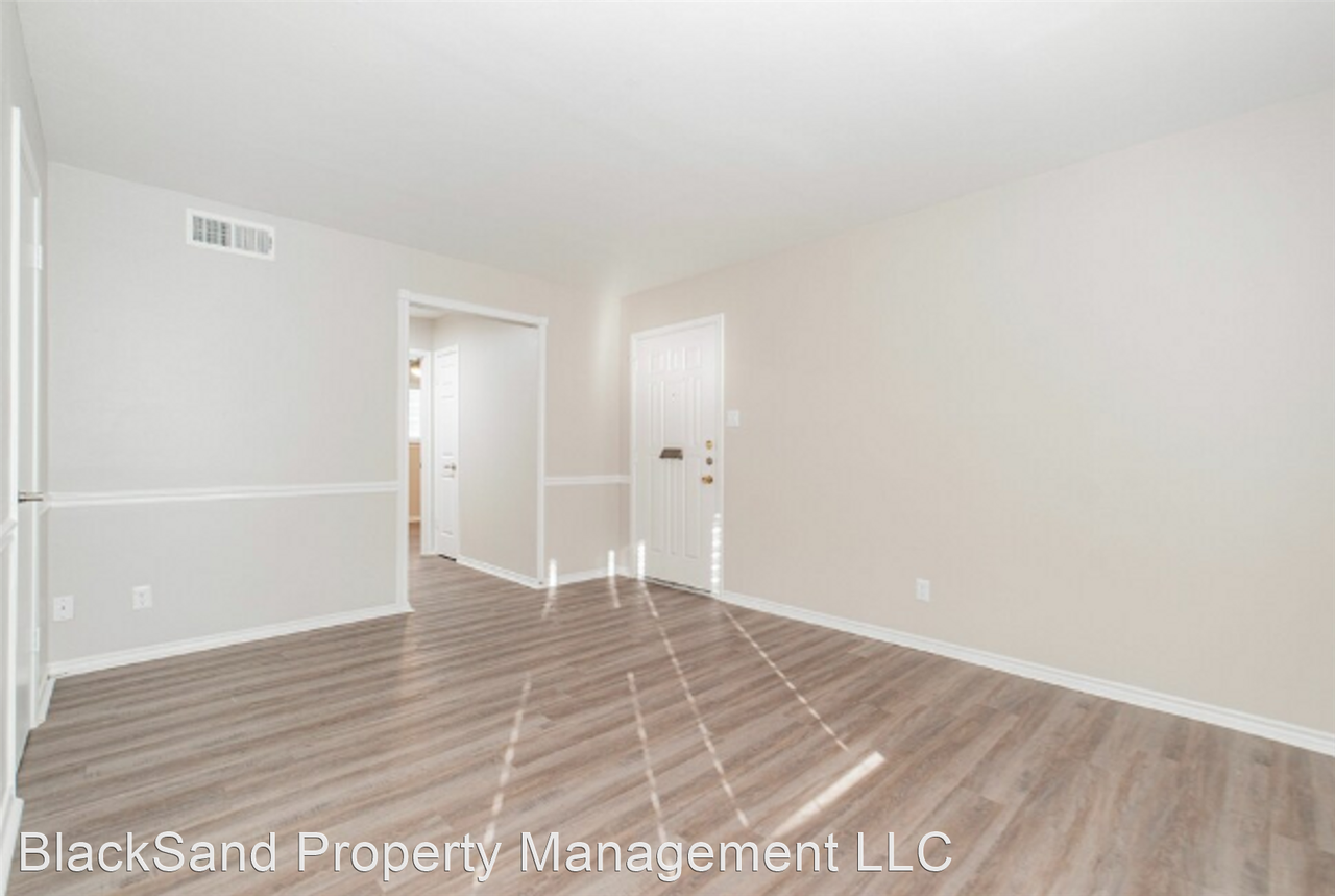 Ashton on 287 - Photo 3 of 4