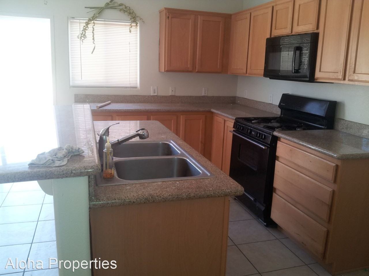 454E E Sunset Rd - Photo 2 of 5