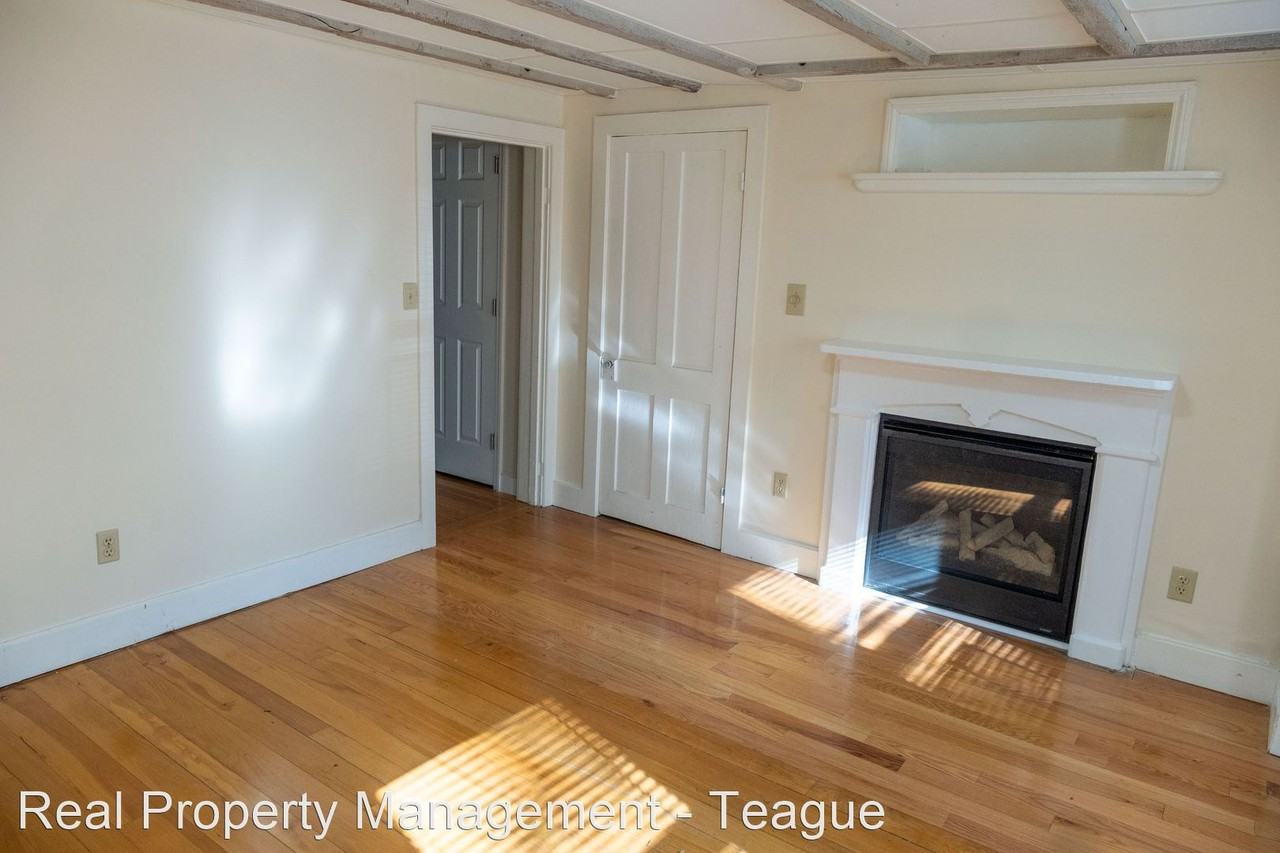 13 Catherine St Bsmt #Bsmt - Photo 2 of 15