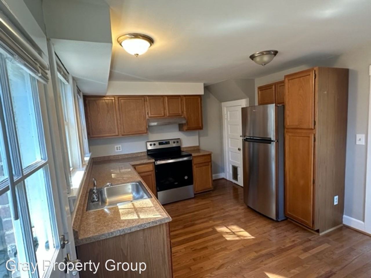 91 Saratoga Way - Photo 2 of 9