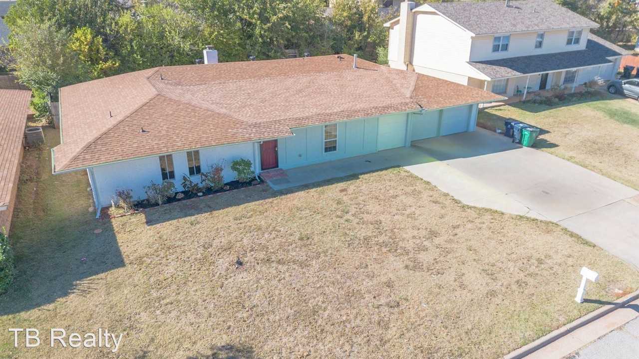 7321 Crown Point Rd - Photo 2 of 50