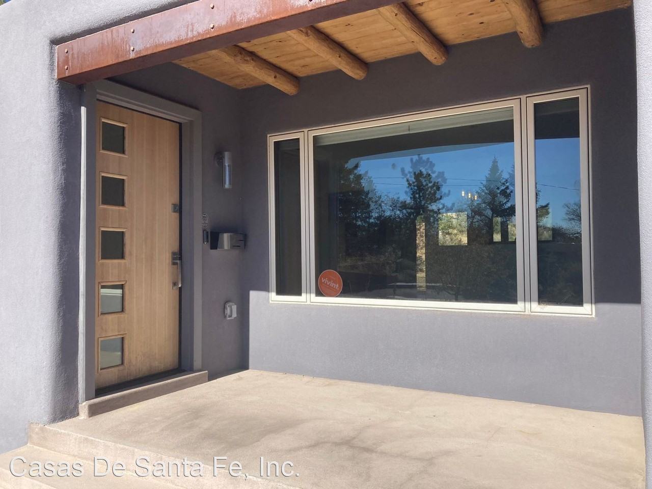 1119 N Luna Cir - Photo 3 of 25