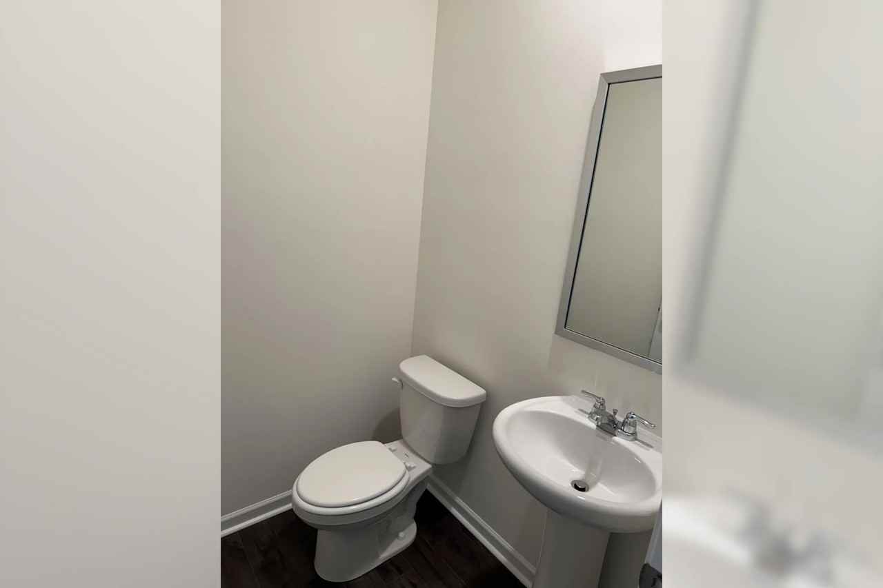 2390 Sugarloaf Pkwy - Photo 2 of 17