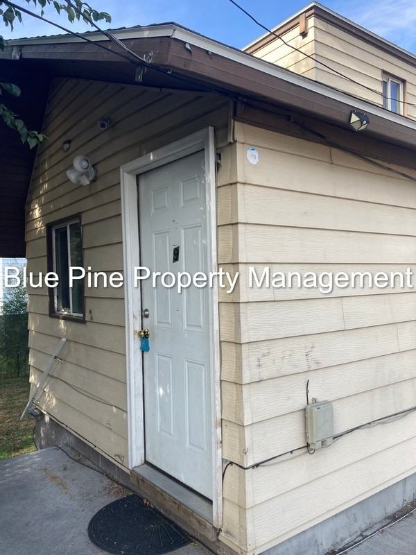 440 Walnut Street #9 - Photo 2 of 6