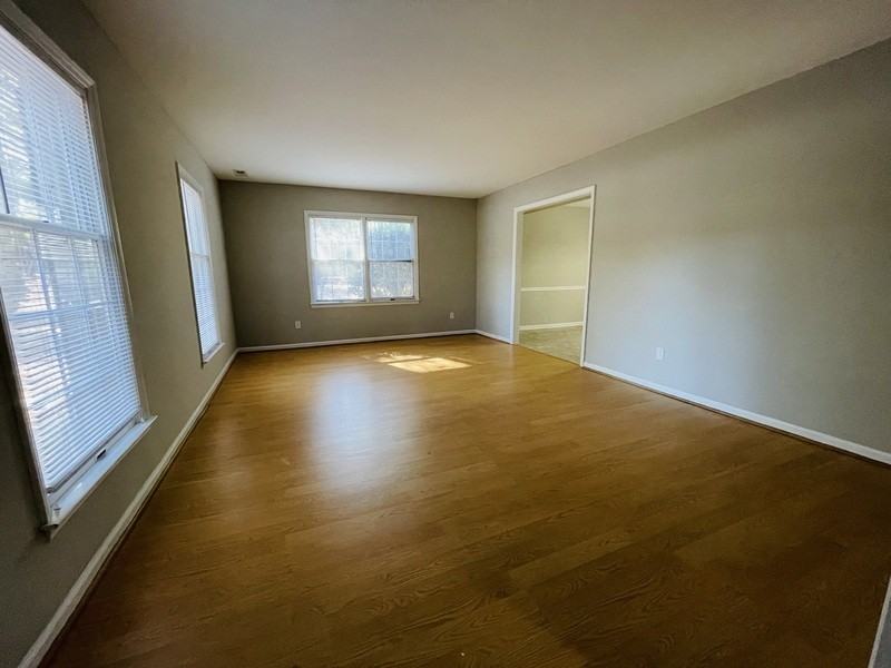 1312 John Kirk Dr - Photo 2 of 24