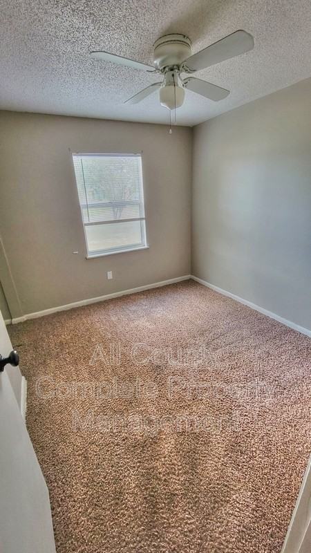 2472 Fernside Rd - Photo 7 of 16