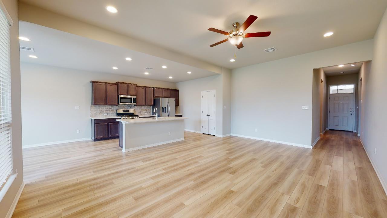 6335 Spartan Dr - Photo 3 of 47