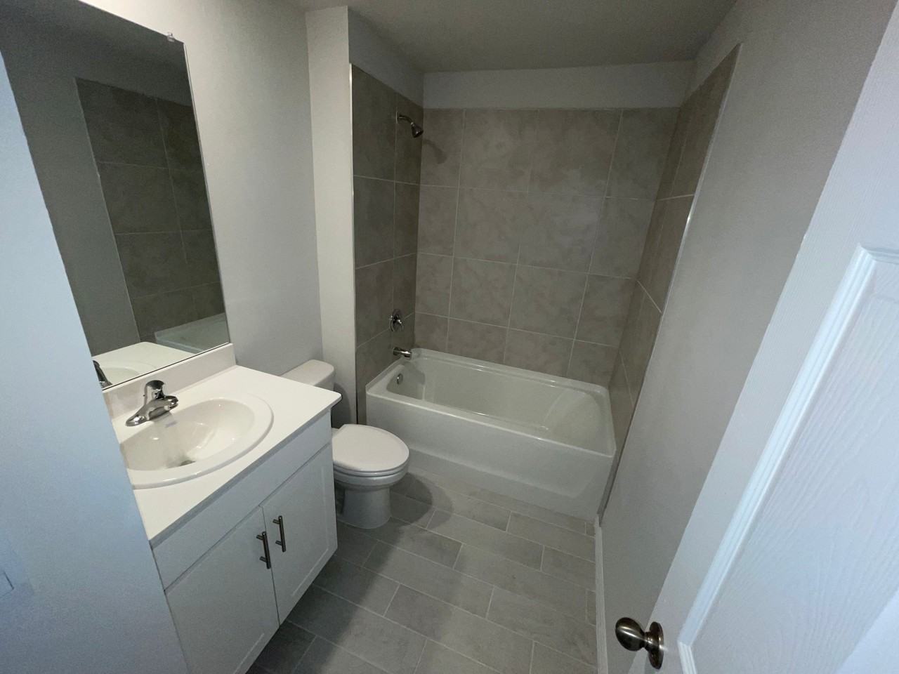 2001 Unice Ave N - Photo 7 of 18