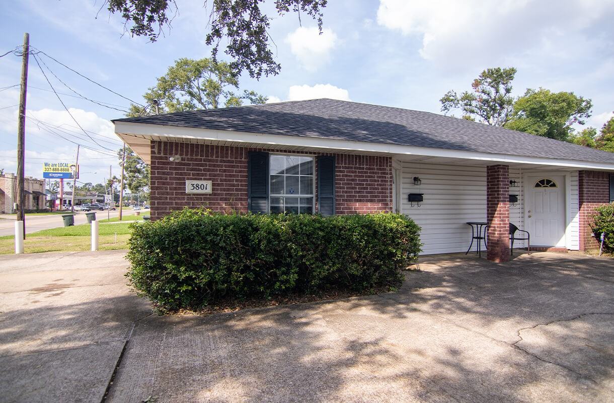 3801 Common St - Photo 2 of 2