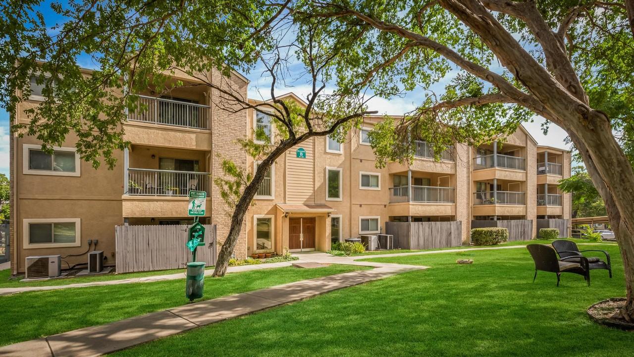 4111 Medical Dr - Photo 2 of 24