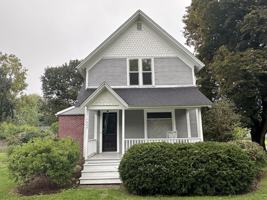 featured image of 1925 Nichols Rd