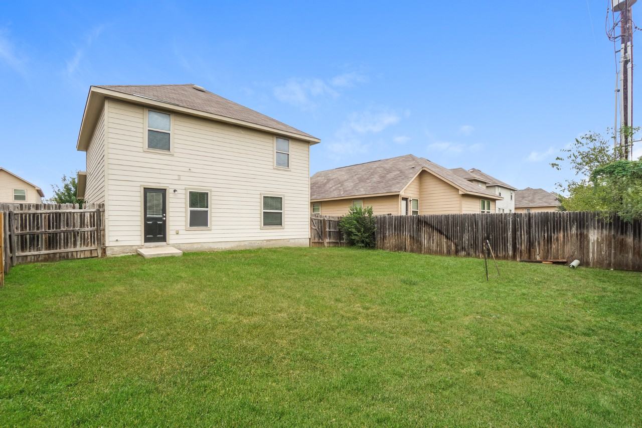 10710 Goose Way - Photo 3 of 10