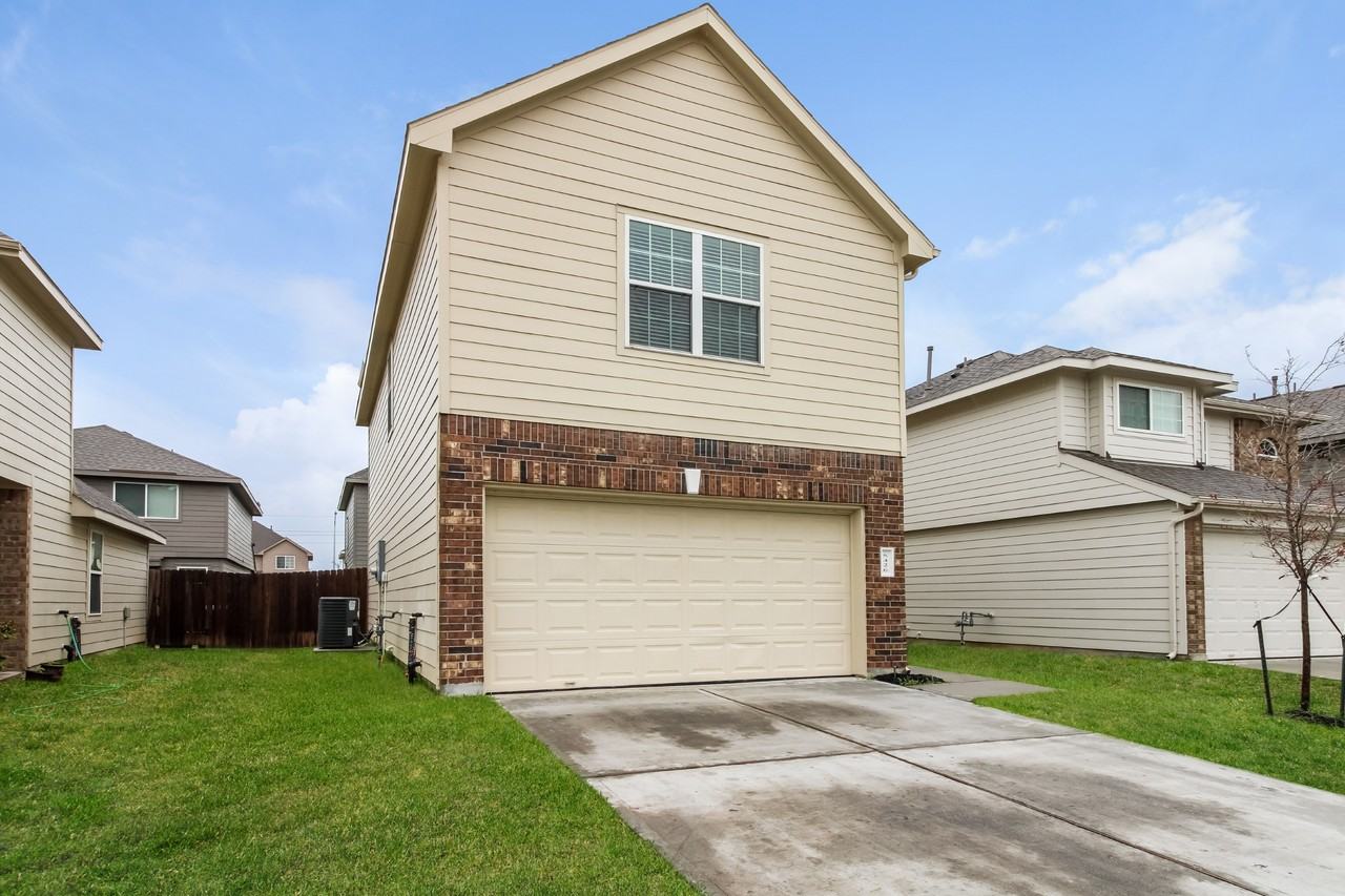 5426 Tuglow Ravine Trl - Photo 3 of 17