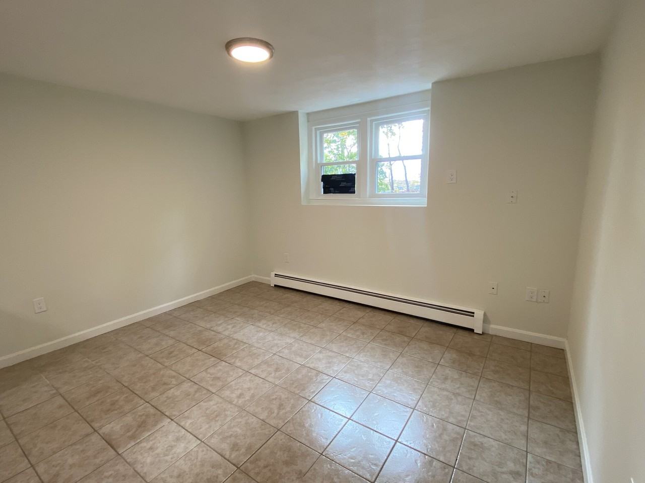 Lexington St. & Ridge Lane #B9 - Photo 5 of 12