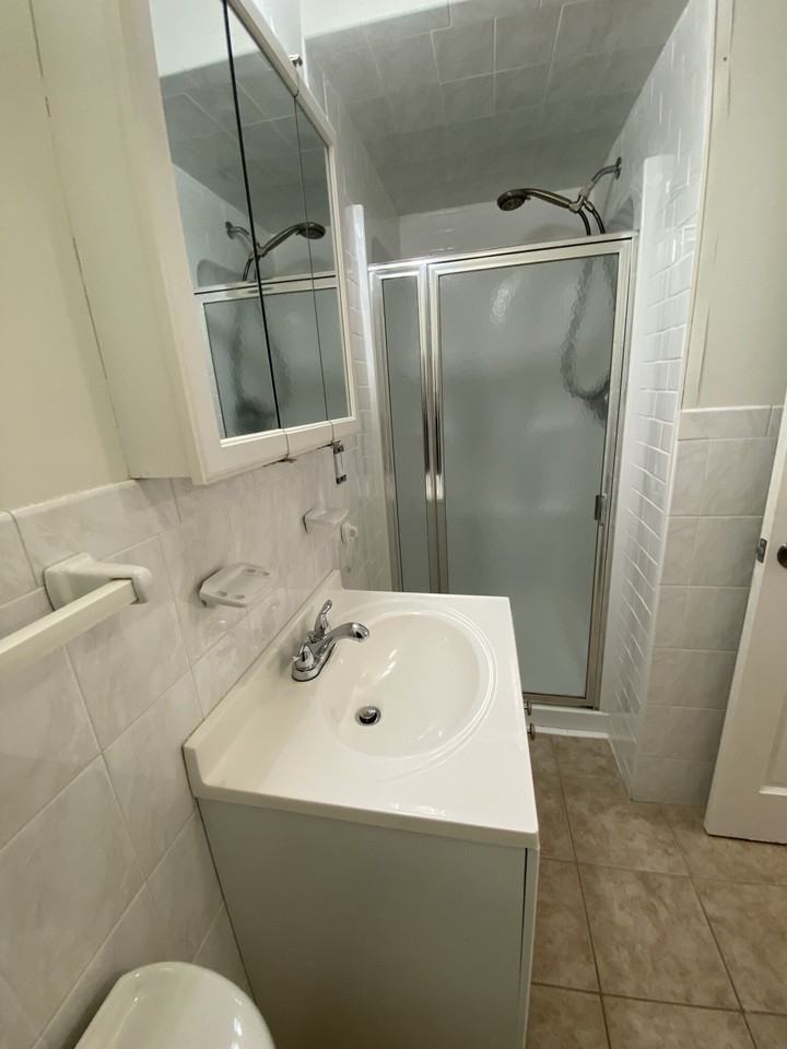 Lexington St. & Ridge Lane #B9 - Photo 7 of 12