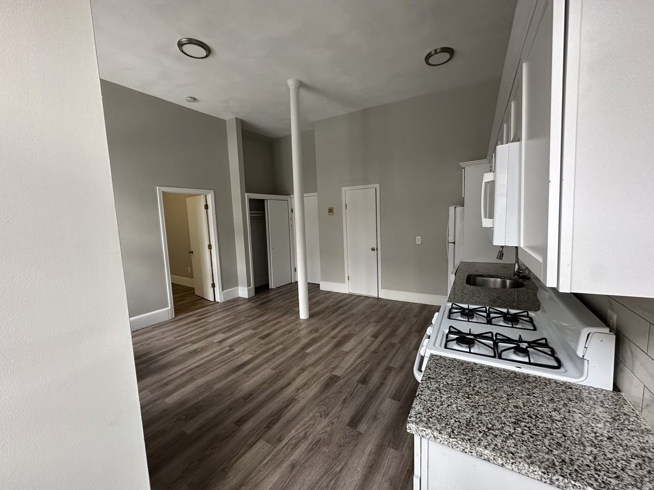 Hanover St #1F - Photo 4 of 13