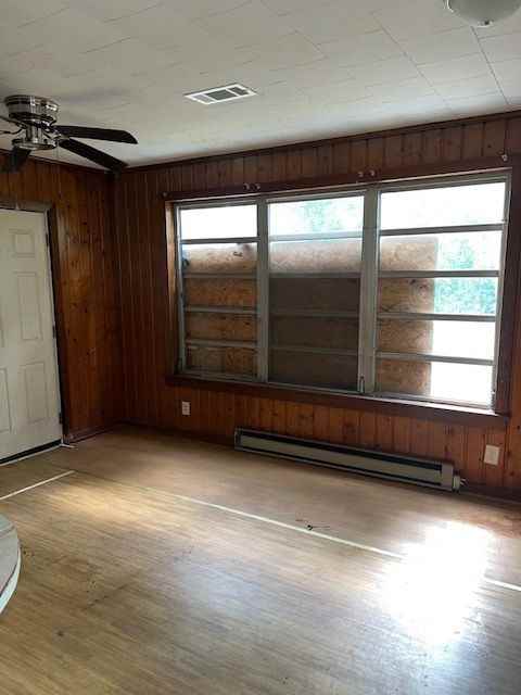 2033 38th Ave - Photo 3 of 10