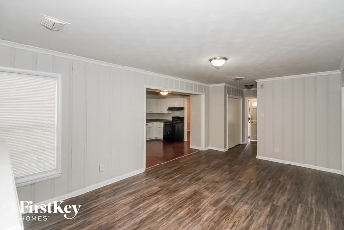 1661 S White Station Rd - Photo 2 of 15