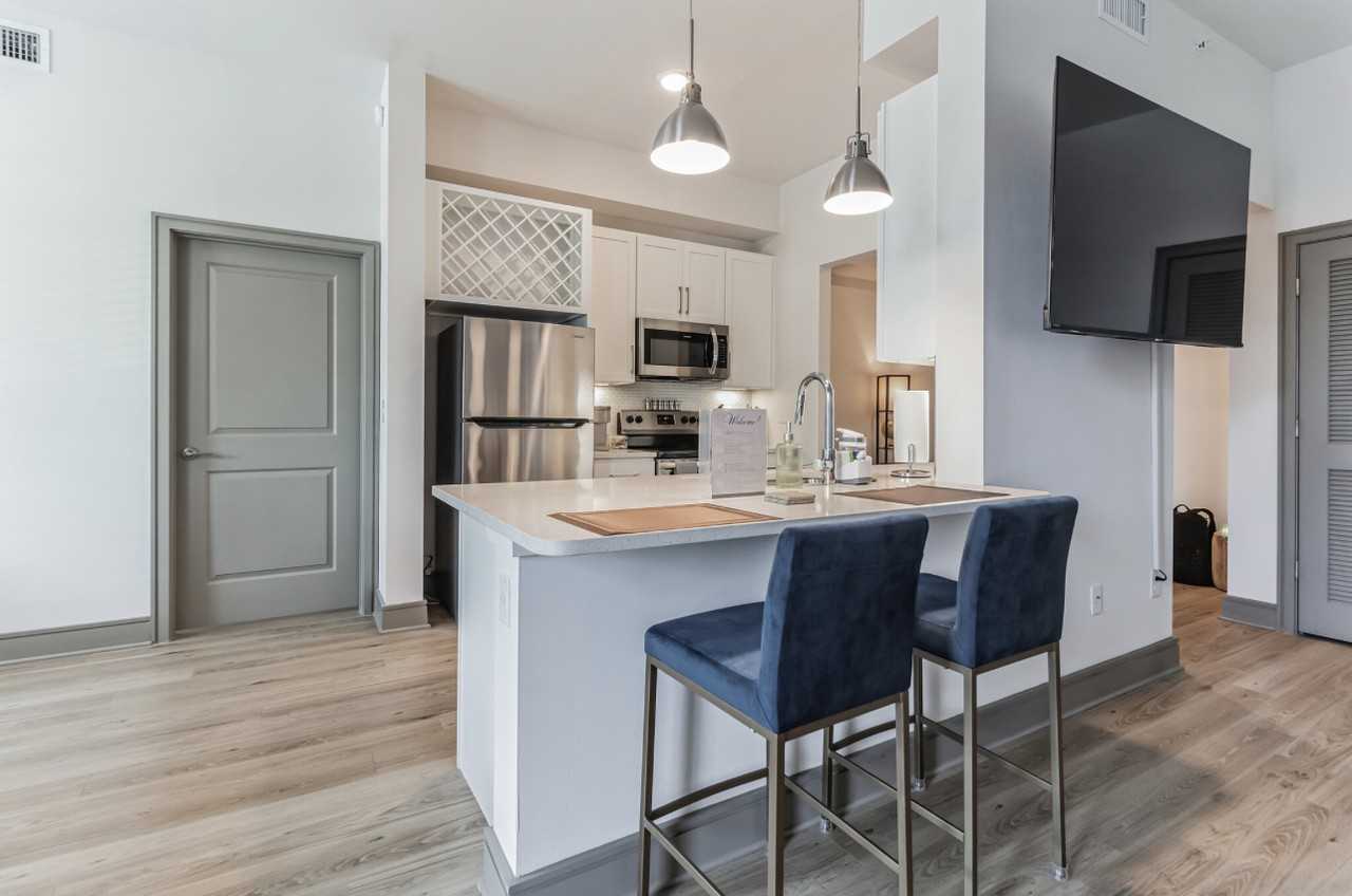 8936 Williams Cir - Photo 3 of 10