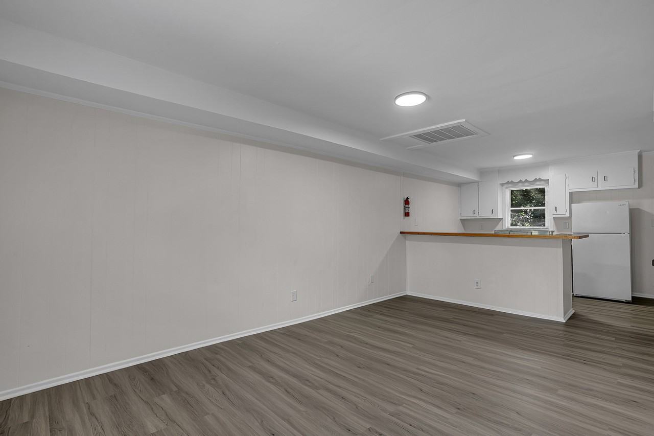 Bethel - Photo 3 of 25