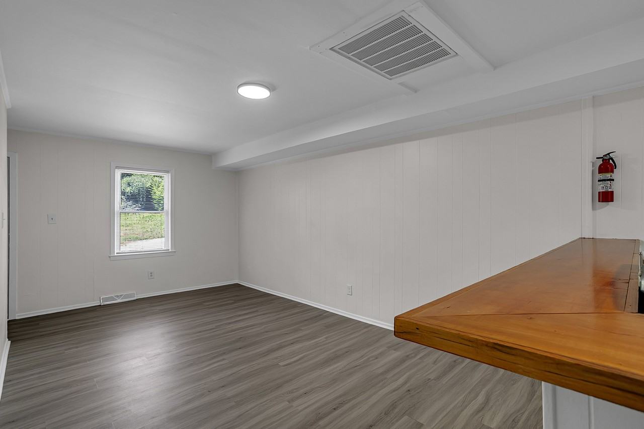 Bethel - Photo 5 of 25