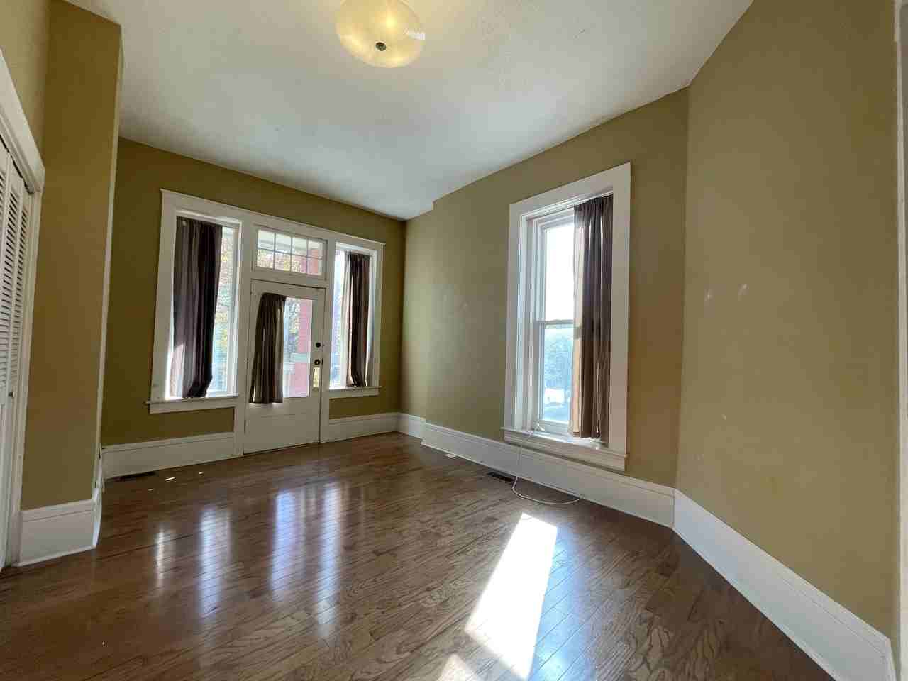 512 Wabash Avenue #1 - Photo 2 of 15