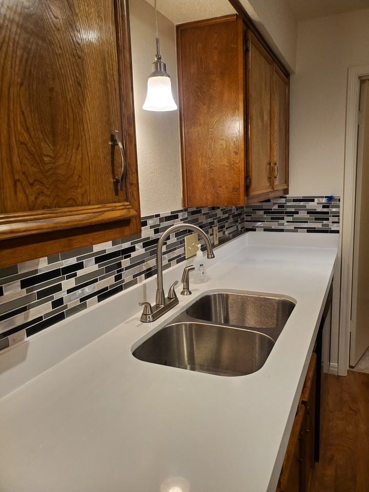 111 Verna Spur #B - Photo 2 of 6