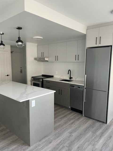 Wentworth Plaza - Photo 4 of 48