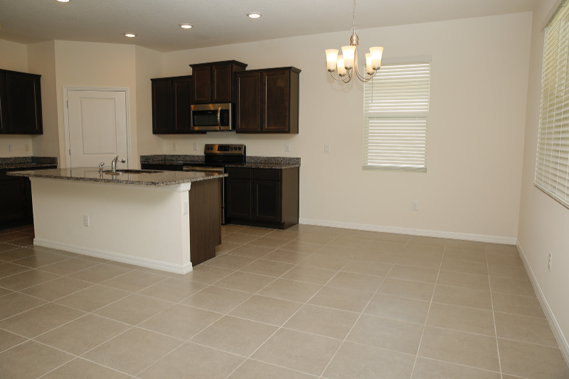 13681 Paddington Way - Photo 4 of 25