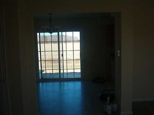 102 Terrace Way - Photo 3 of 8