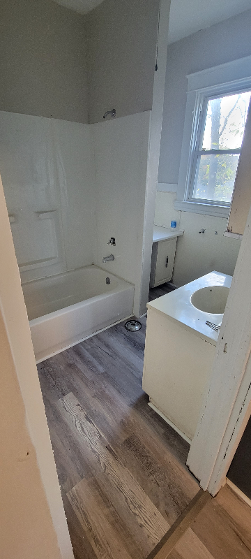 1777 Welch Ave - Photo 3 of 5