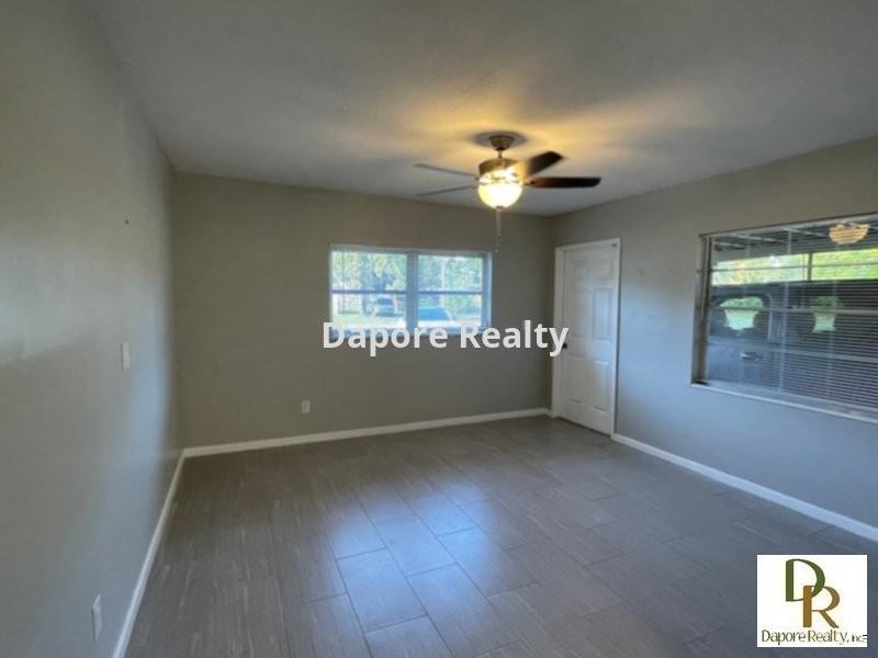 117 Hays Dr - Photo 2 of 19