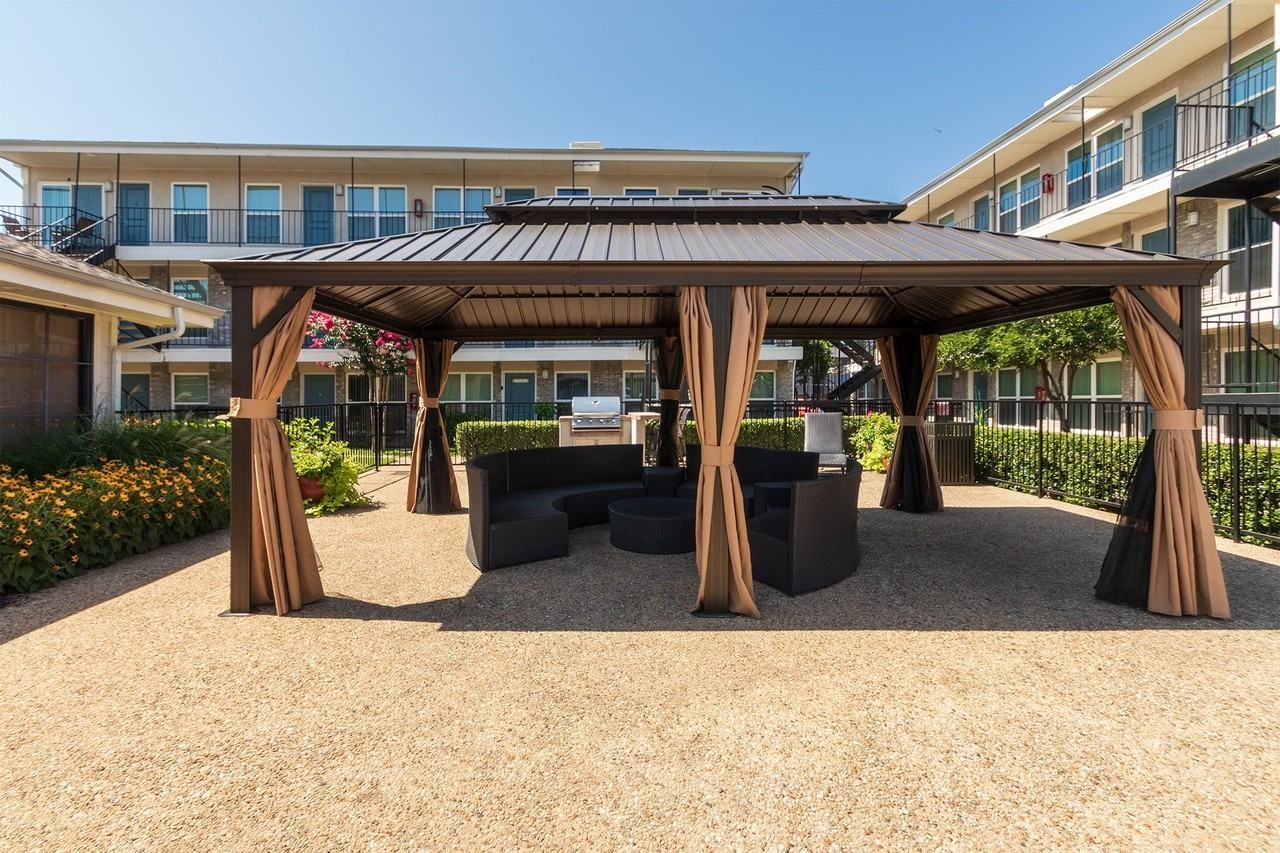 The Summit at Midtown - Photo 7 of 22