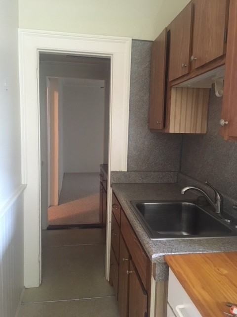 426 Main St #1 - Photo 2 of 8