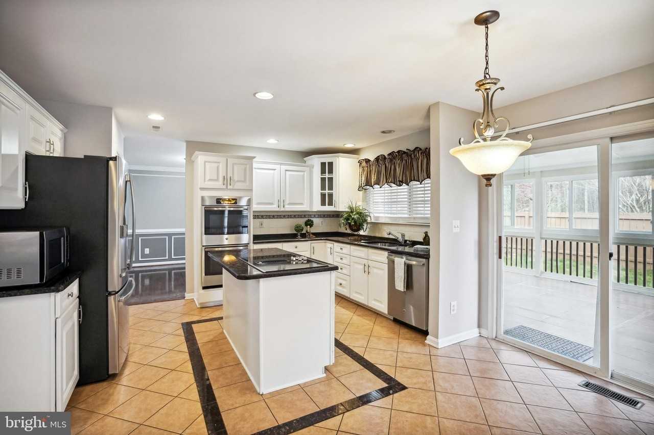 20 Watermill Ct - Photo 2 of 19