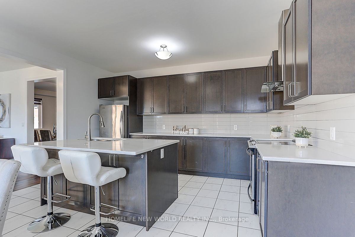 140 Frank Kelly Drive - Photo 3 of 18